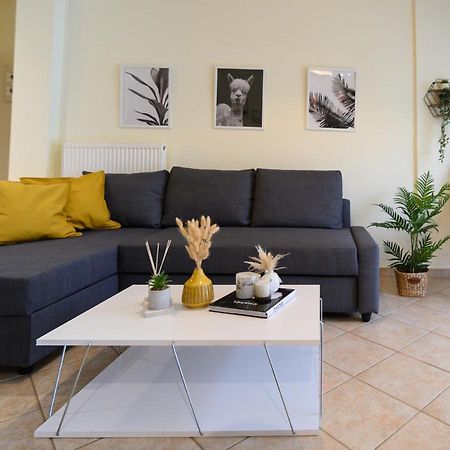 Yellow Fresh Apartment-City Center Alexandroupolis Buitenkant foto