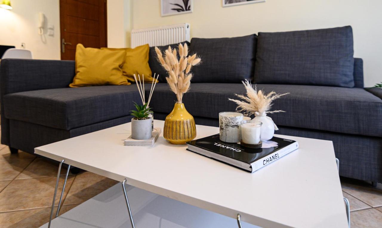 Yellow Fresh Apartment-City Center Alexandroupolis Buitenkant foto