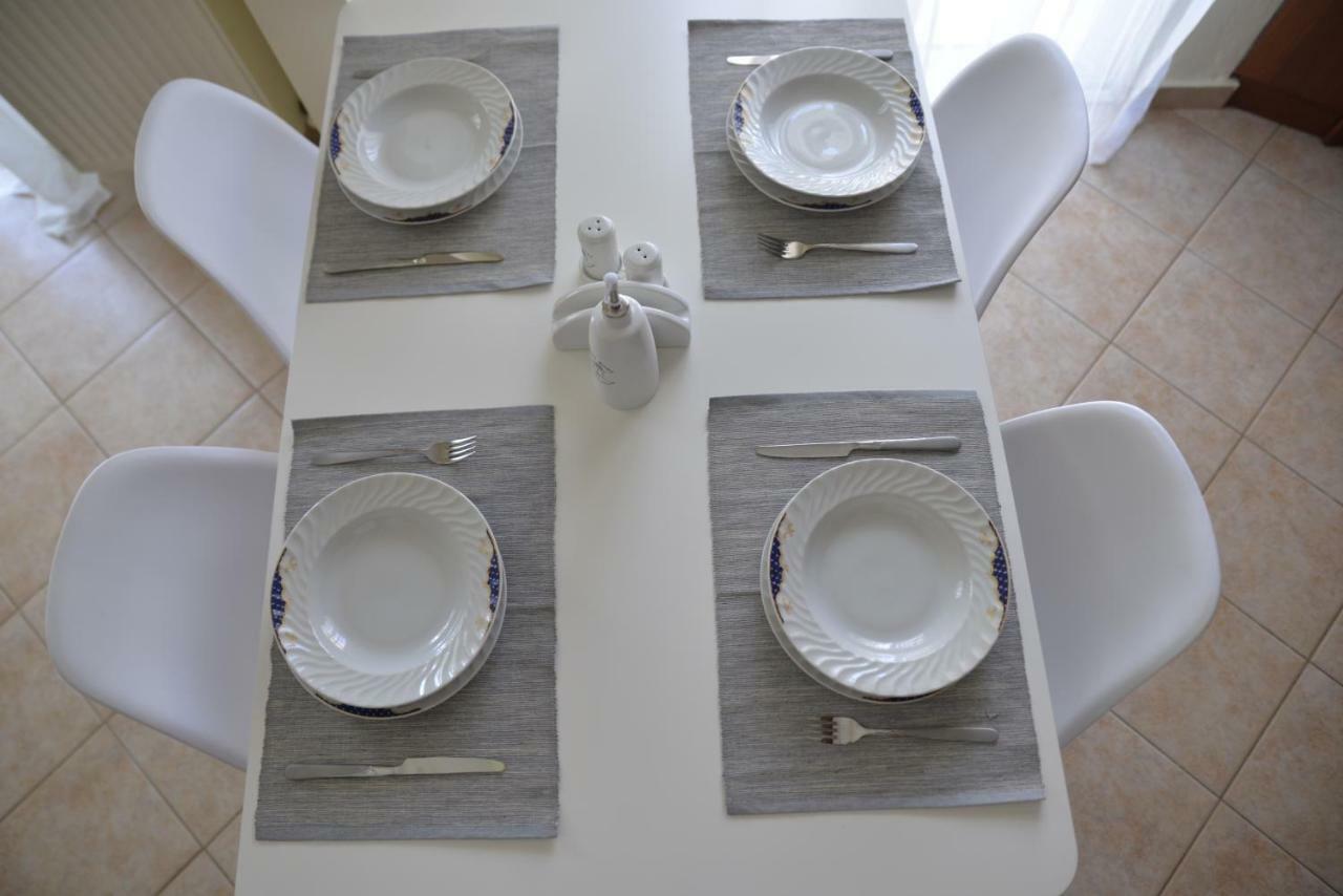 Yellow Fresh Apartment-City Center Alexandroupolis Buitenkant foto